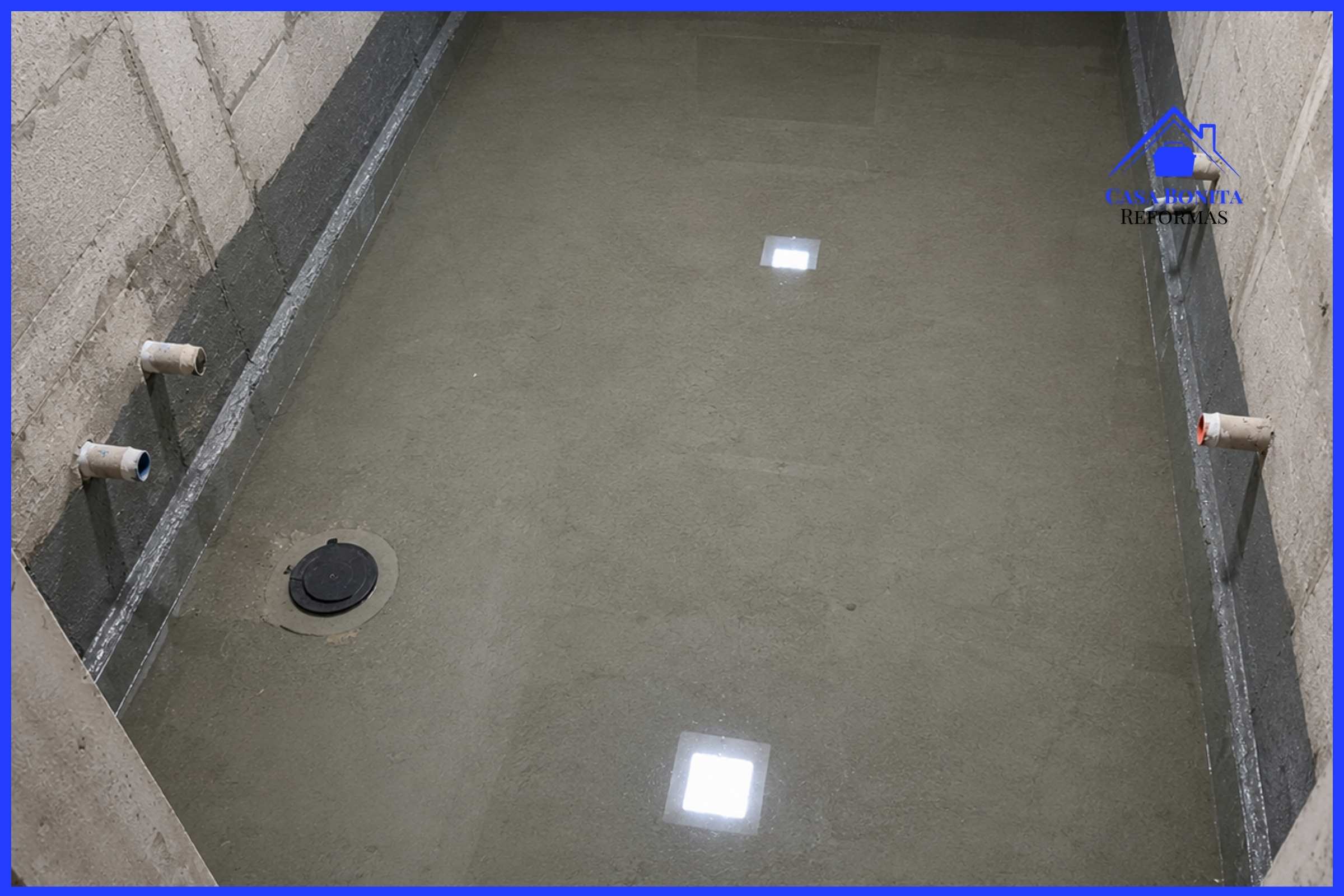 Teste de Estanqueidade de 72 Horas em Banheiro de Apartamento em Salvador Teste de estanqueidade com lâmina d'água em banheiro de apartamento em Salvador após impermeabilização, com verificação do resultado conforme NBR 9575